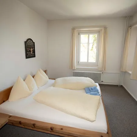 Hartenfels 2 *